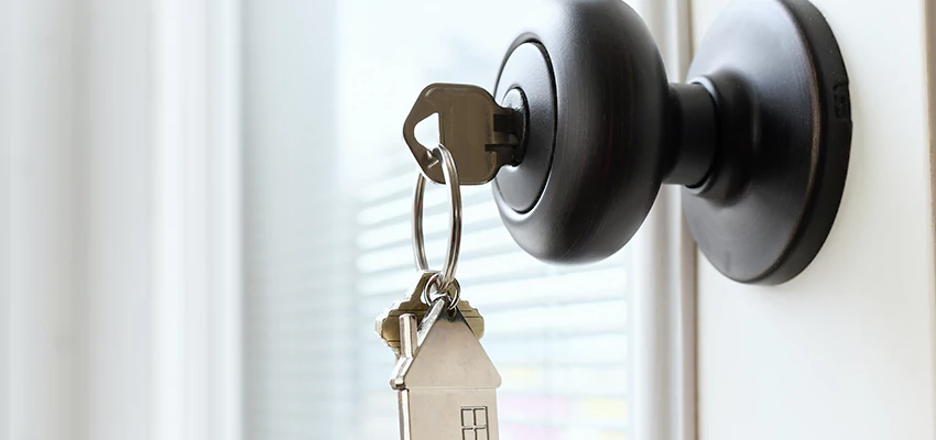 Bifold Door Knob Replacement in San Jose, California